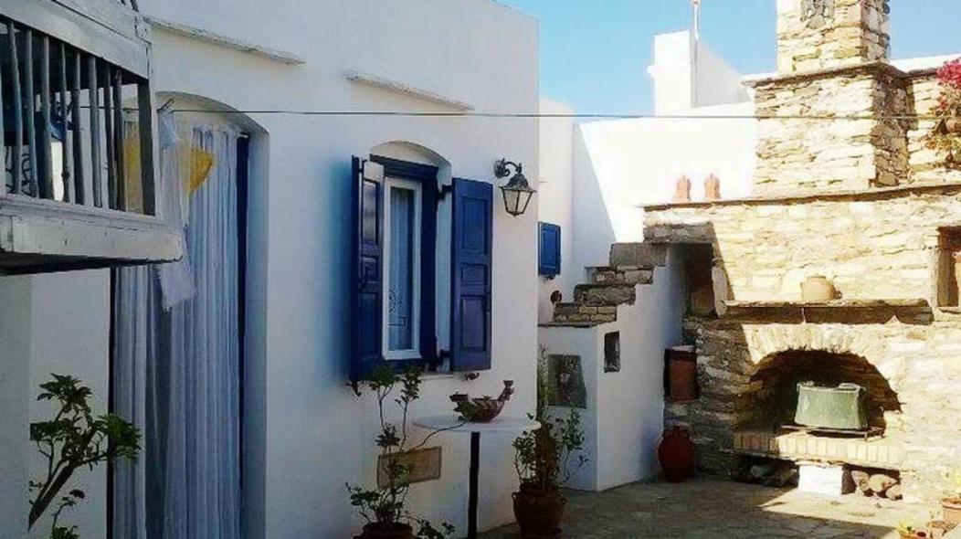 Apartment In The Center Of Artemonas, Sifnos Bagian luar foto